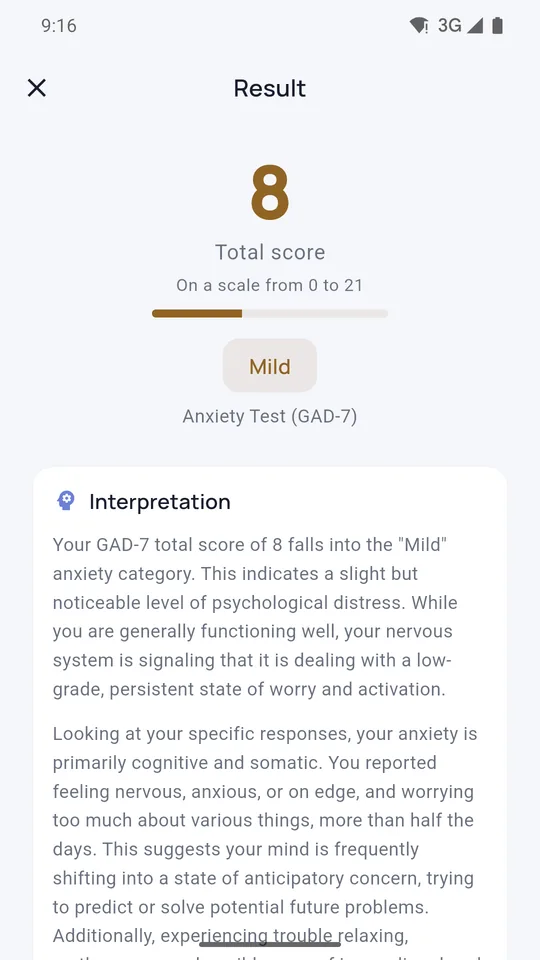 Luther test result screen: GAD-7 score 8 of 21, mild, with an AI interpretation